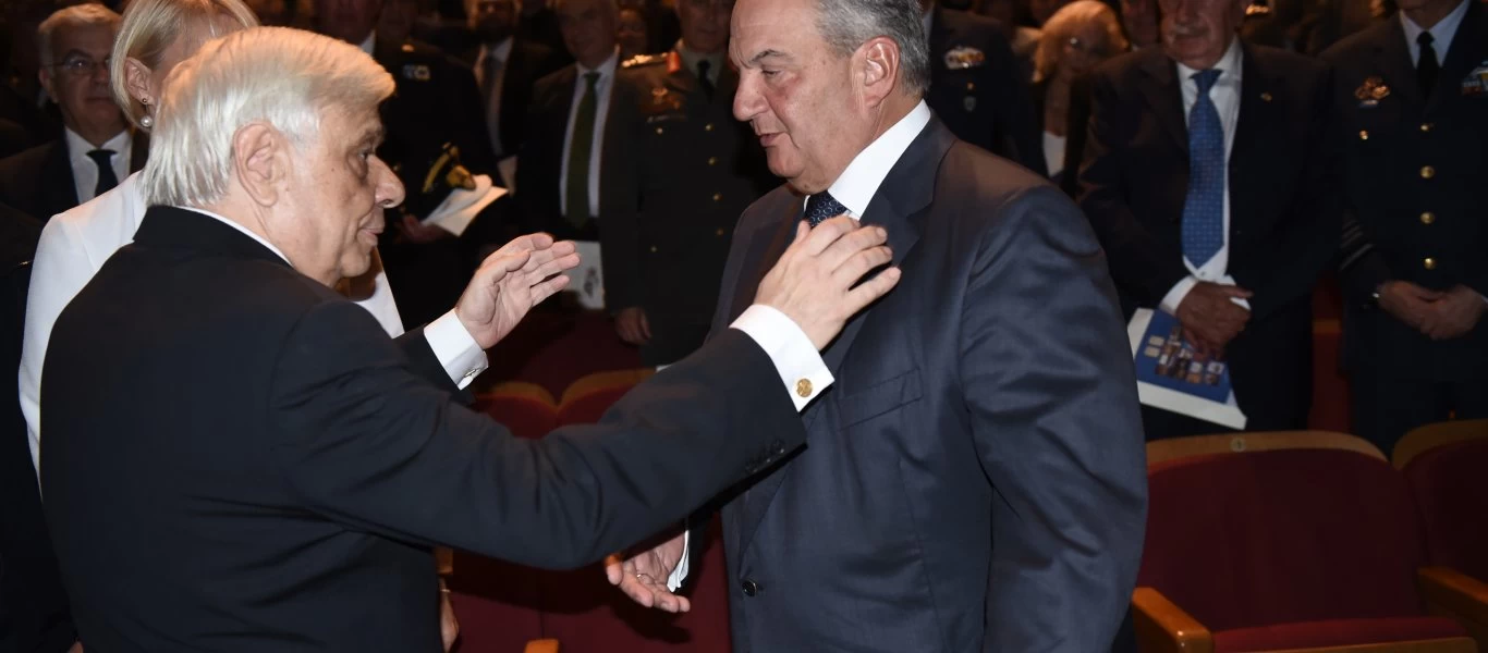 Αποδοκιμασίες κατά Π.Παυλόπουλου στην Θεσσαλονίκη: «Δεν είσαι ευπρόσδεκτος στη Μακεδονία»